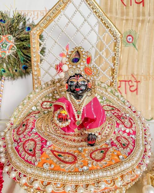 Laddu Gopal Premium Poshak - Divine Krishna Attire